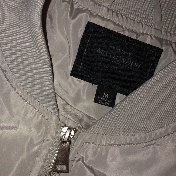 Bomber Jacket - Picture 4 of 4